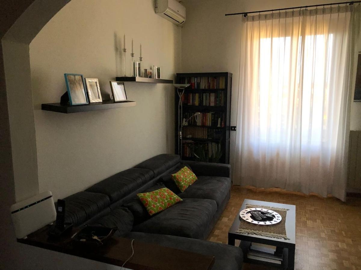 Apartment Serra's - Bright Statuto Area Near Center Florence